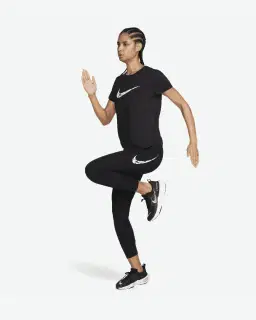Camiseta de manga corta Dri-Fit Nike One Swoosh Mujer – 4/4