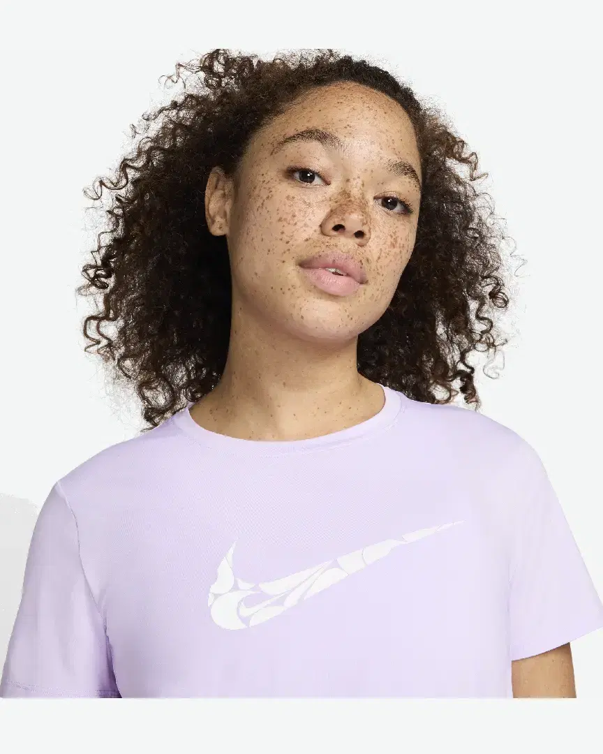 Camiseta de manga corta Dri-Fit Nike One Swoosh W - FN2618-512 (2) au meilleur prix !