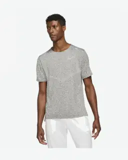 Camiseta de Manga Corta Dri-Fit Nike Rise 365 Hombre – 1/4