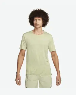 Camiseta de Manga Corta Dri-Fit Nike Rise 365 Hombre – 1/4