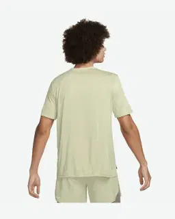 Camiseta de Manga Corta Dri-Fit Nike Rise 365 Hombre – 2/4