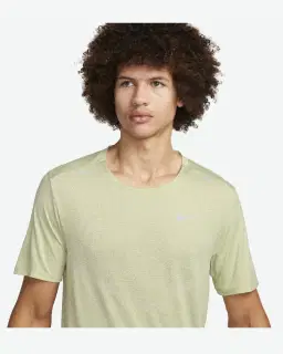 Camiseta de Manga Corta Dri-Fit Nike Rise 365 Hombre – 3/4