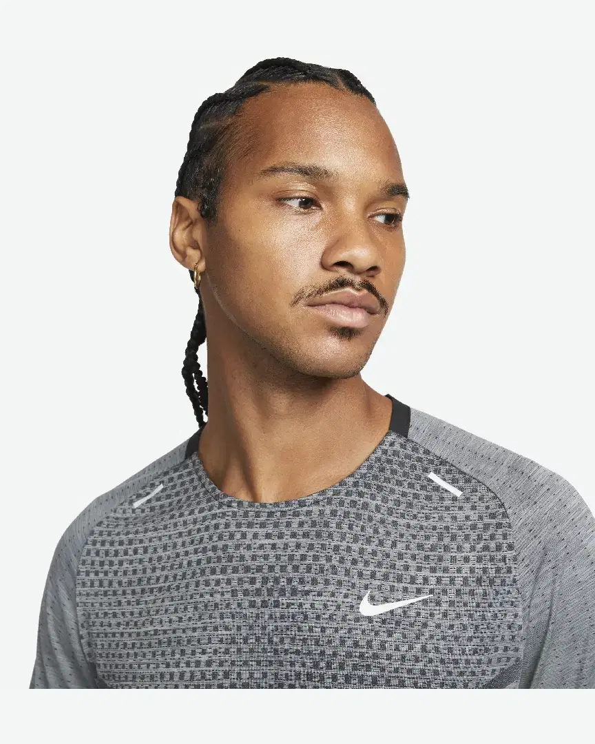 Camiseta de manga corta Dri-Fit Nike Techknit Adv M - DM4753-010 (2) au meilleur prix !