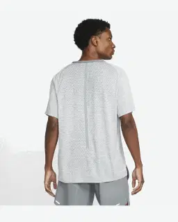 Camiseta de manga corta Dri-Fit Nike Techknit Adv Hombre – 2/4