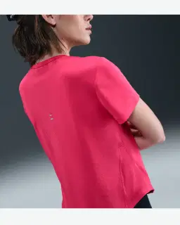 Camiseta de manga corta Dri-Fit Nike Tempo Swoosh Run Mujer – 2/4