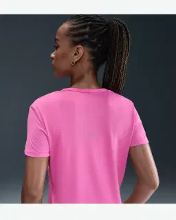 Camiseta de manga corta Dri-Fit Nike Tempo Swoosh Run Mujer – 2/4