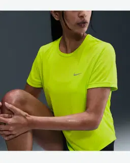 Camiseta de manga corta Dri-Fit Nike Tempo Mujer – 3/4