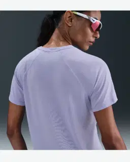 Camiseta de Manga Corta Nike Dri-Fit Trail Mujer – 2/4