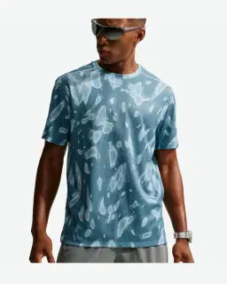 Camiseta de manga corta con protección UV Dri-Fit Nike Miler Hombre – 1/4