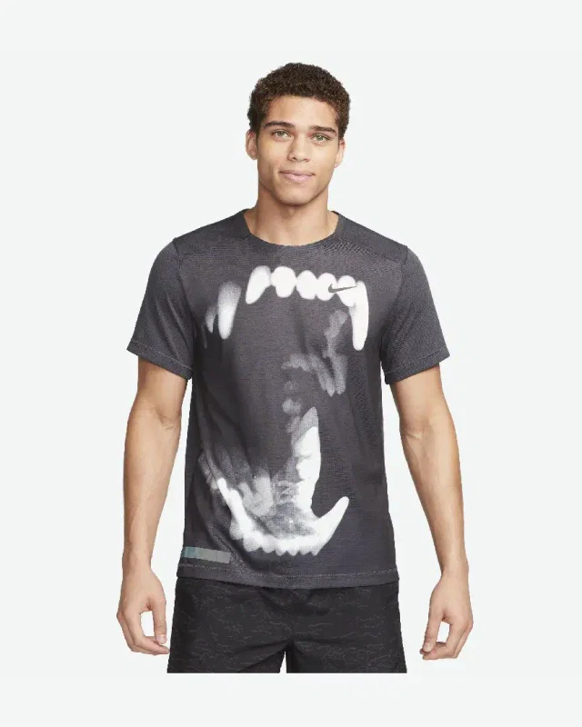 Camiseta de manga corta Nike Dri-Fit Adv Run Division M