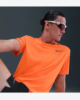 Camiseta de manga corta y estampados Nike Miler Hombre – 3/4