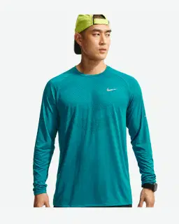 Camiseta de manga larga Dri-Fit Adv Nike Stride Hombre – 1/4