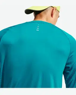 Camiseta de manga larga Dri-Fit Adv Nike Stride Hombre – 2/4