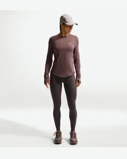 Camiseta de manga larga y cuello redondo Dri-Fit anti-UV Nike Swift Mujer – 4/4
