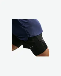 Camiseta de manga larga Nike Stride Hombre – 4/4