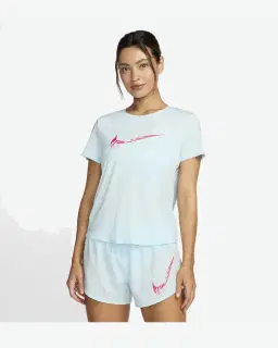 T-shirt de estampado y mangas cortas Dri-Fit Nike One Mujer – 1/4