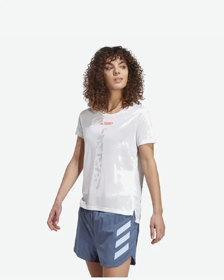 Camiseta adidas de trail running Terrex Agravic W - Women (16) au meilleur prix !