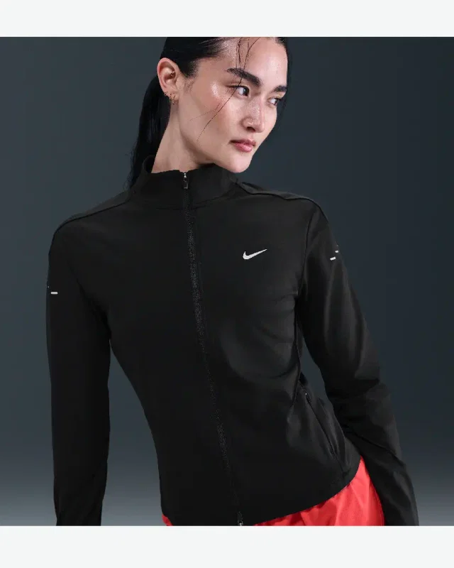 Camiseta de segunda capa con zip Dri-Fit Nike Swift W