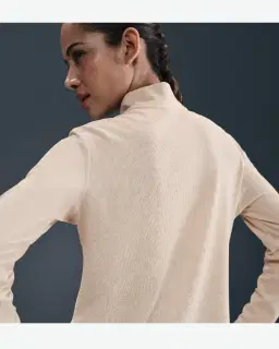 Camiseta de segunda capa Dri-Fit con cremallera 1/4 Nike Trail Mujer – 2/4
