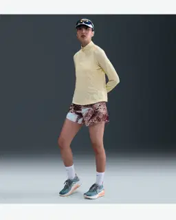Camiseta de segunda capa Dri-Fit con cremallera 1/4 Nike Trail Mujer – 4/4