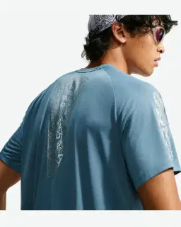 Camiseta de invierno de manga corta Dri-Fit Nike Stride Hombre – 3/4