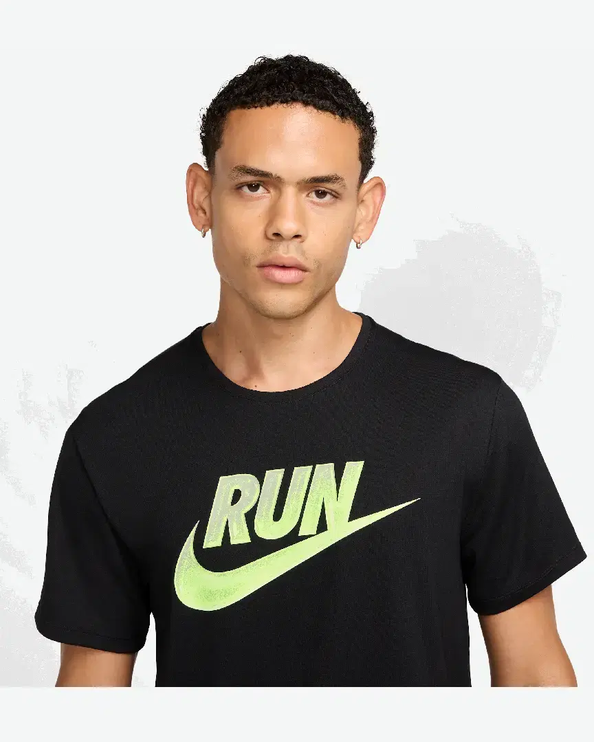 Camiseta Dri-Fit de manga corta Nike Miler Run Energy M - HJ3564-010 (2) au meilleur prix !