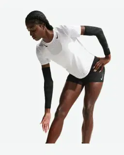 Camiseta Dri-Fit Adv Nike Aeroswift Mujer – 3/4