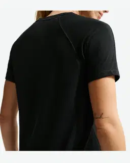 Camiseta Dri-Fit Nike ACG Mujer – 2/4