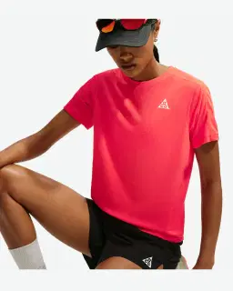 Camiseta Dri-Fit Nike ACG Mujer – 3/4