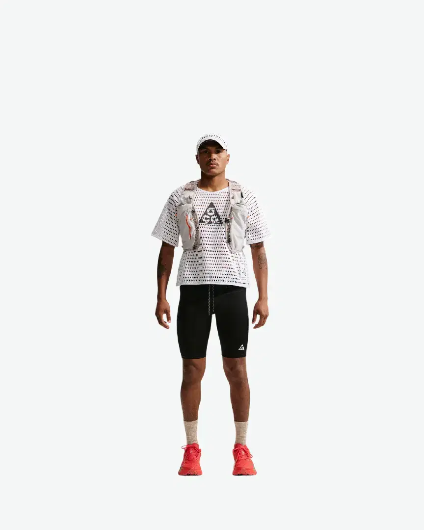 Camiseta Nike ACG Radical Airflow M - IV5366-100 (1) au meilleur prix !