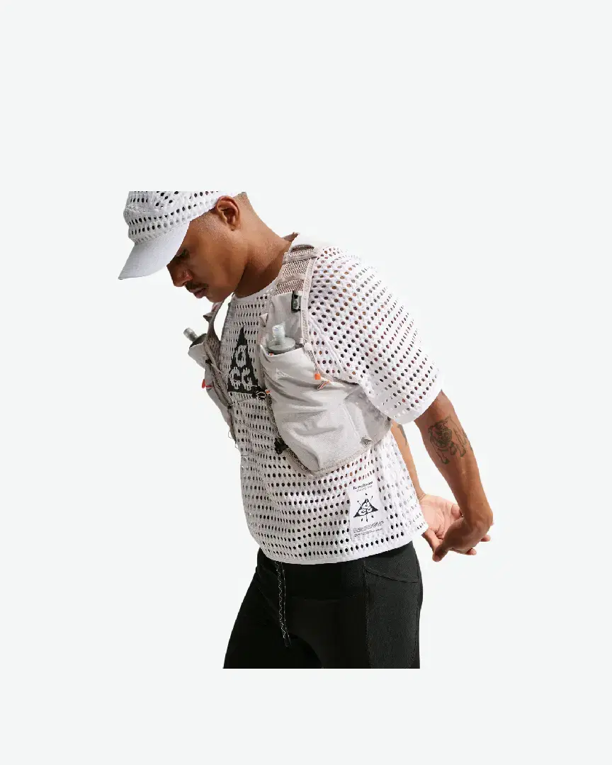Camiseta Nike ACG Radical Airflow M - IV5366-100 (2) au meilleur prix !