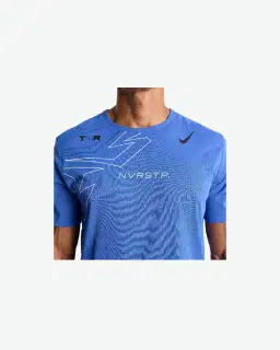 Camiseta Nike Aeroswift Nvrstp X Top4running Unisex – 4/8