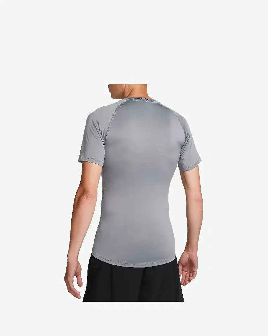 Camiseta Nike Pro M - FB7932-084 (1) au meilleur prix !