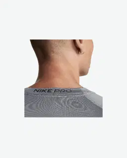 Camiseta Nike Hombre Np Df Tight Top Ss Hombre – 5/5