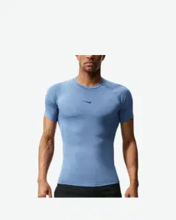 Camiseta Nike Hombre Np Df Tight Top Ss Hombre – 1/4
