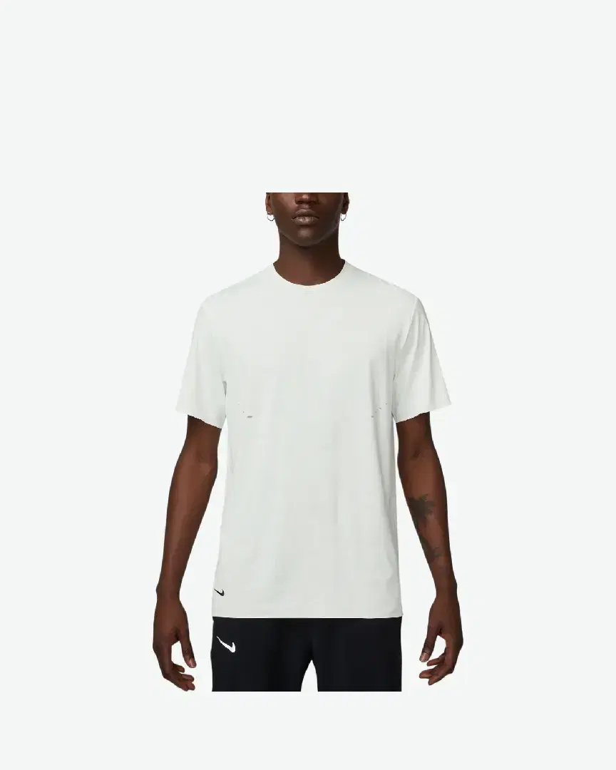 Camiseta Nike Run Pinnacle M - HV2004-121 (0) au meilleur prix !