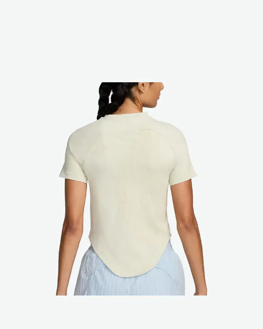 Camiseta Nike W Nk Rn Dvn Dfadv Eng Ss Tp W - FN2581-394 (1) au meilleur prix !