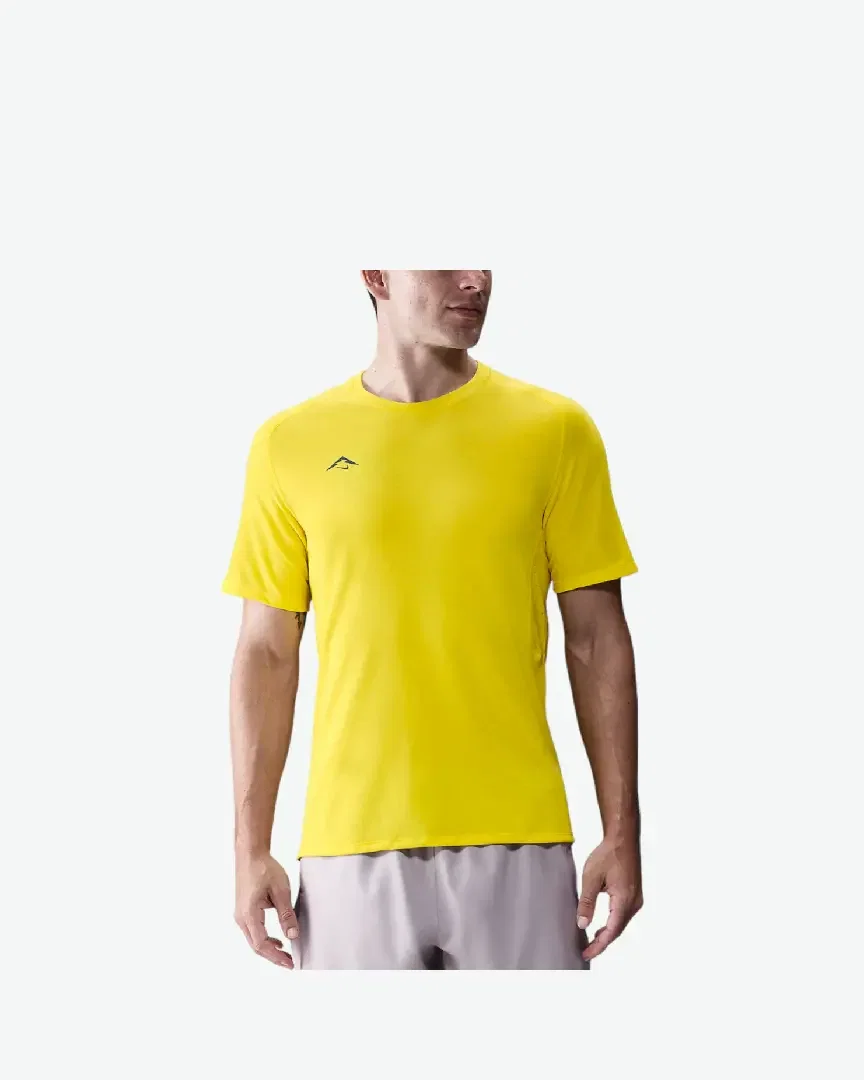 Camiseta Nike Solar Chase Hombre
