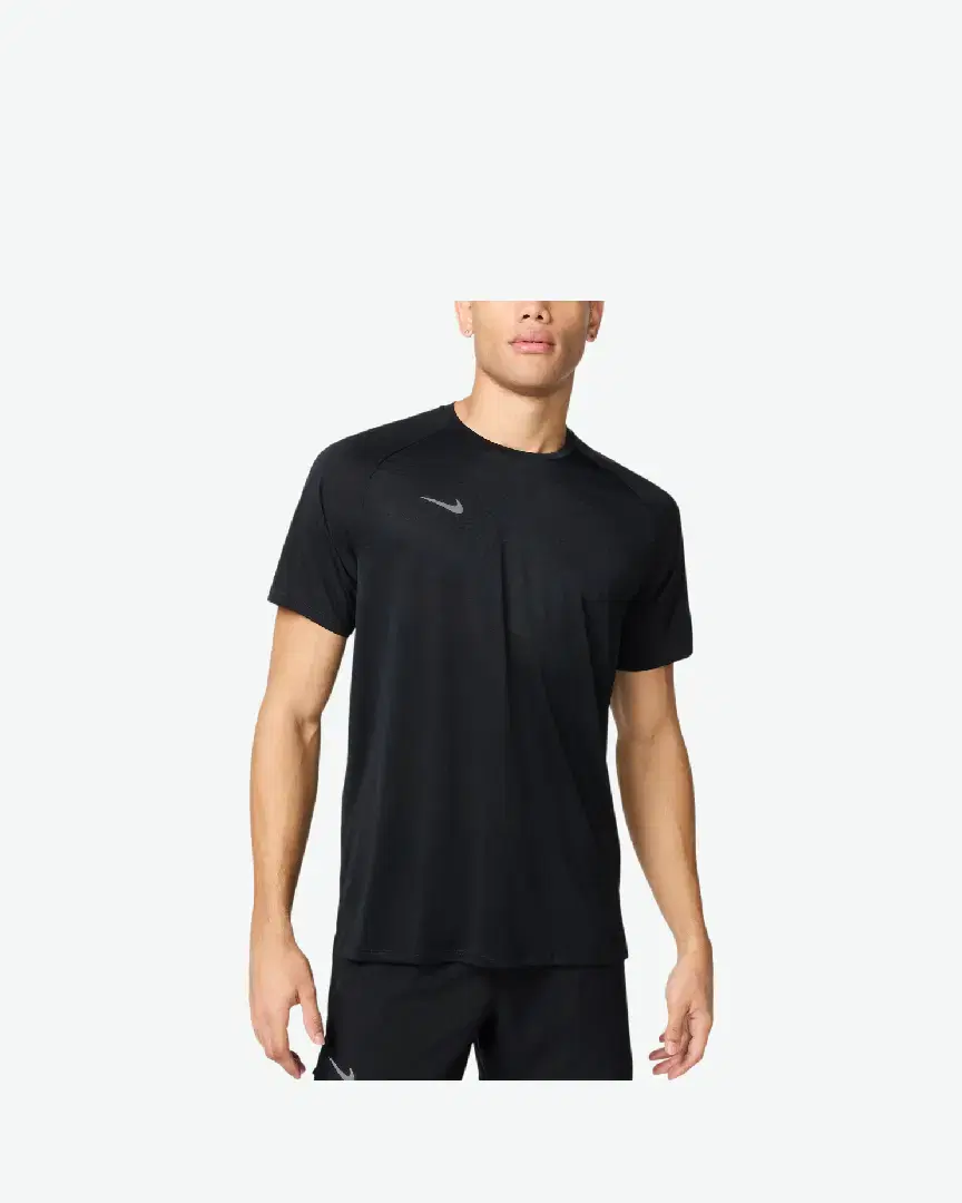 Camiseta de manga corta con patrones reflectantes Dri-Fit Adv Nike Stride M - HV5203-010 (0) au meilleur prix !