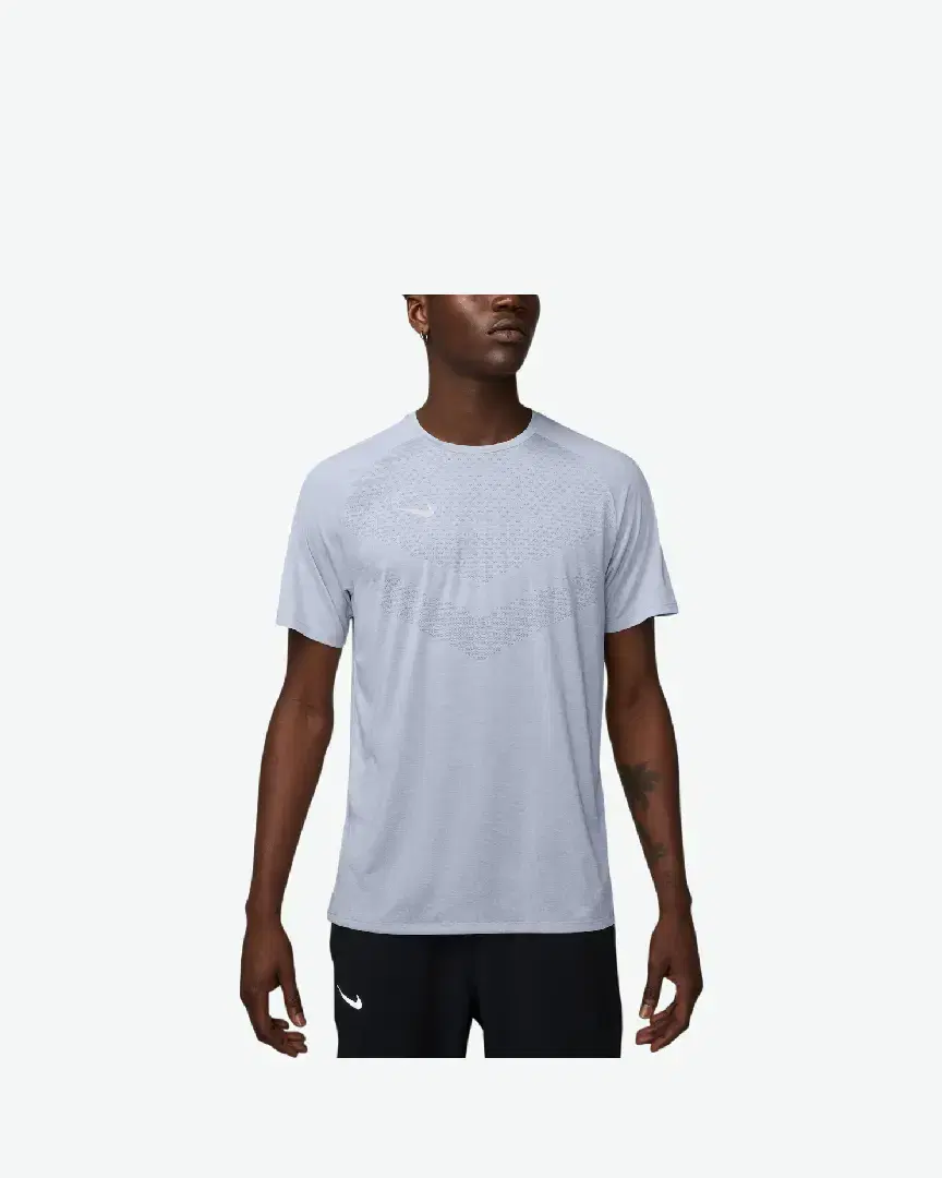Camiseta de manga corta con patrones reflectantes Dri-Fit Adv Nike Stride M - HV5203-057 (0) au meilleur prix !
