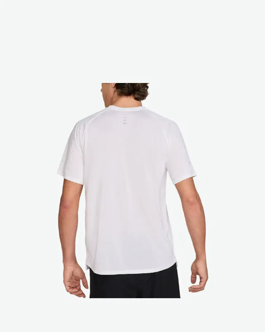 Camiseta Nike Stride M - HV5203-100 (1) au meilleur prix !