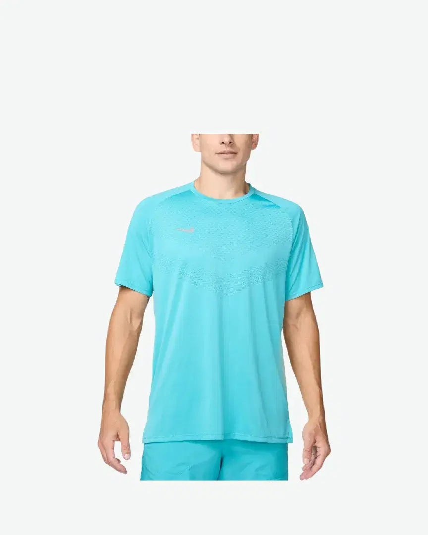 Camiseta de manga corta con patrones reflectantes Dri-Fit Adv Nike Stride M - Men (69) au meilleur prix !