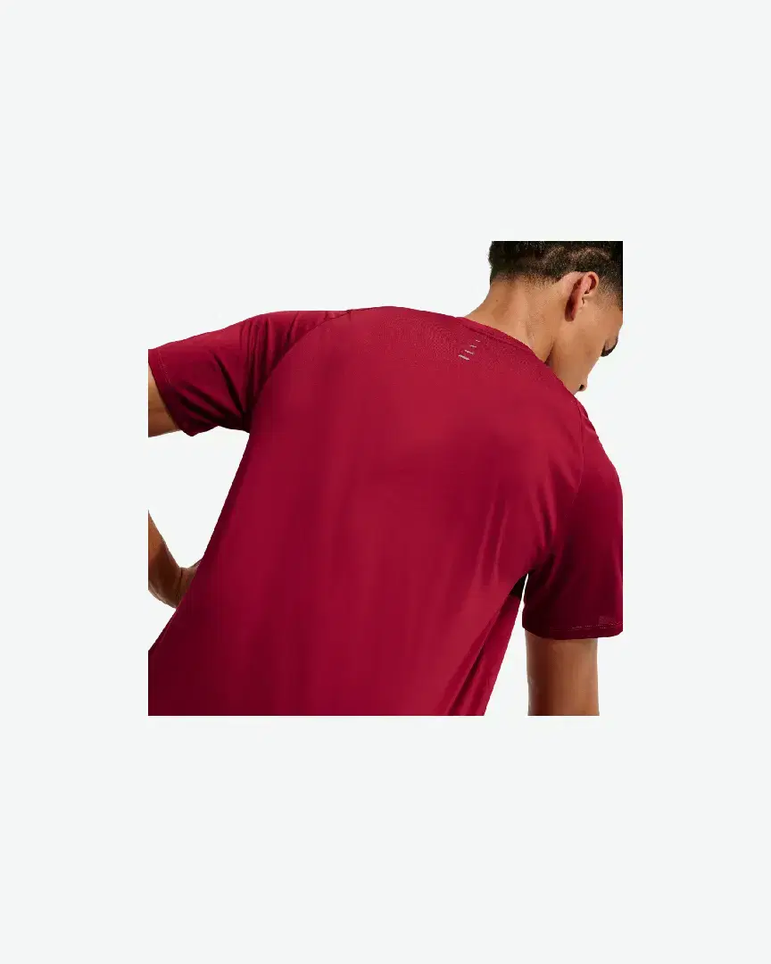 Camiseta de manga corta con patrones reflectantes Dri-Fit Adv Nike Stride M - HV5203-608 (2) au meilleur prix !