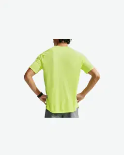 Camiseta de invierno de manga corta Dri-Fit Nike Stride Hombre – 2/4