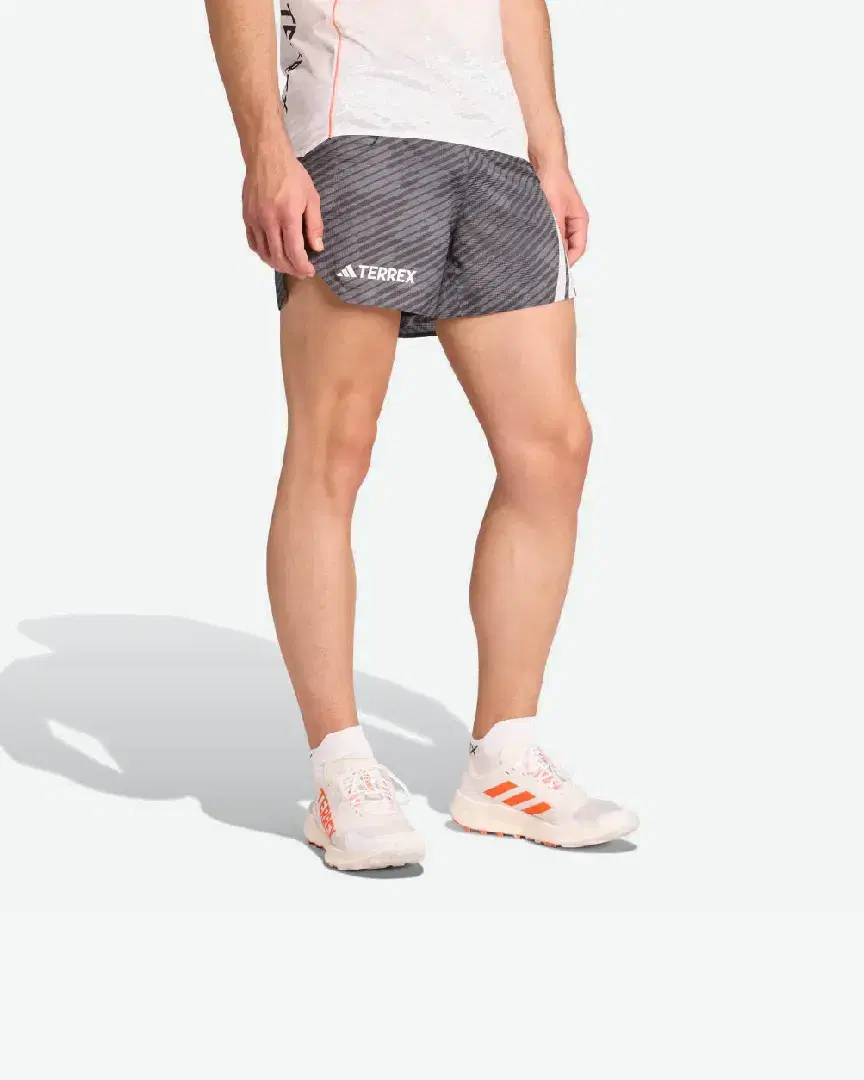 Pantalones cortos Adizero Techrock Allover Print M - JW5318 (2) au meilleur prix !