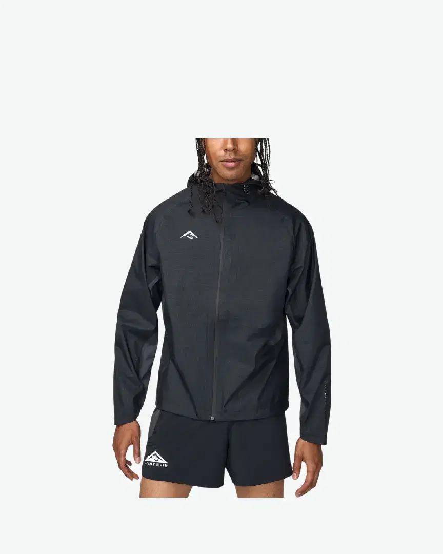 Chaqueta con capucha Nike Cosmic Peaks M - Men (47) au meilleur prix !