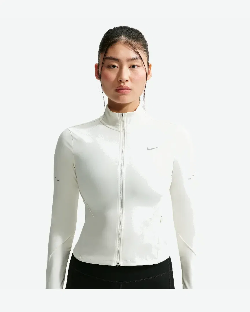Camiseta de cuello alto Nike Therma-Fit Swift W