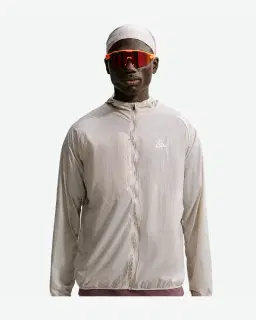 Chaqueta con capucha Nike ACG Aireez Hombre – 1/4