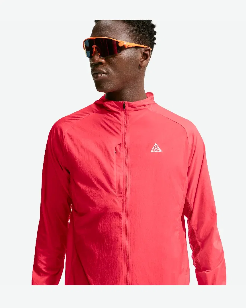 Chaqueta con capucha Nike ACG Aireez M