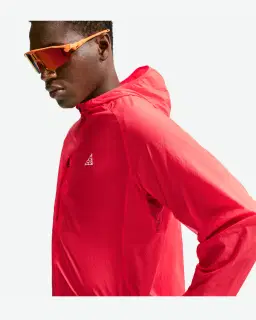 Chaqueta con capucha Nike ACG Aireez Hombre – 3/4